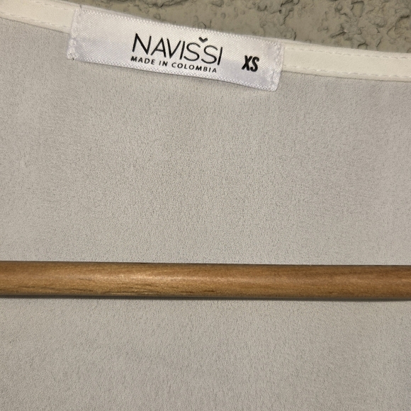 Navissi White Boho Bell Sleeve Blouse - Picture 4 of 6